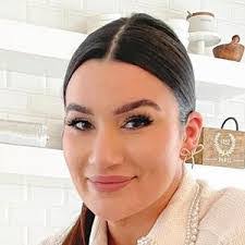 Priscilla Ventura's Instagram, Twitter & Facebook