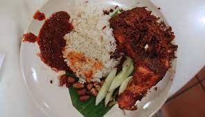 While we do love village park nasi lemak, there are many other delicious nasi lemak restaurants in kuala lumpur and petaling jaya. Fried Chicken That S Worth The Hype At Village Park Restaurant Up In The Nusair