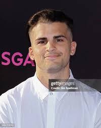 Eric Durst's Instagram, Twitter & Facebook