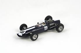 Practice, qualifying and racing takes place on the same circuit than the formula 1 grand prix with the charming old cars that offers a travel back in time. Spark S1859 Brm P261 No 19 4th Monaco Gp 1966 Free Price Guide Review