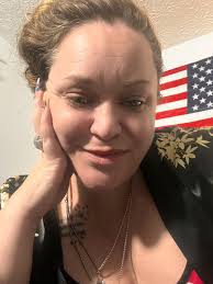 I'm the gender keeper for my best friend and I was wondering if anyone had  any unique ideas or tips for how to decorate. My plan is to have a cake with