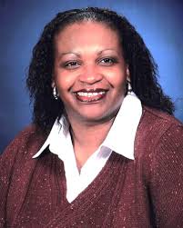 Augusta Gilmore's Instagram, Twitter & Facebook