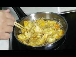 Cooking Ah Pa Salted Eggs Stirfry Pumpkins Added Big Prawns Optional Youtube Salted Egg Cooking Stir Fry