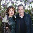 Ecrivain, grand reporter de guerre. Jean Jacques Bourdin Et Anne Nivat Amoureux Au Ski Leur Break Si Necessaire Purepeople