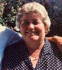 Nicole Hillyard's Instagram, Twitter & Facebook