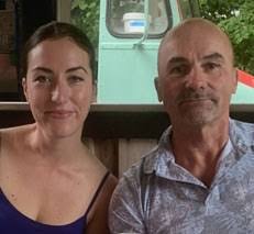 Mandi Taylor's Instagram, Twitter & Facebook