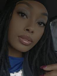 Naomi Latrice Walton