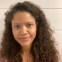 Amanda Bass's Instagram, Twitter & Facebook