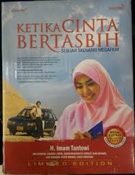 Ketika cinta bertasbih 2 merupakan film indonesia yang dirilis pada tanggal jumat, 18 september 2009 yang disutradarai oleh chaerul umam. Jual Ketika Cinta Bertasbih Sebuah Skenario Megafilm Jakarta Selatan Nakula Book Store Tokopedia