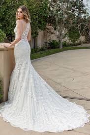 In fact, a rustic bride doesn't need any crinoline, rushes or sparkling perfect for barn weddings, rustic inspired weddings are all kinds of beautiful and can be incredibly romantic. Wedding Dresses Bridesmaid Dresses Gowns Jasmine Bridal