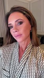 Victoria Beckham Makeup Look for Harper's BAZAAR Women of the Year Awards