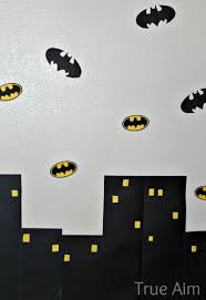 There are some birthday party themes that will never go out of style, and for little boys, a batman party will always be a hit. Batman Birthday Themed Party Ideas And A Cake Giveaway True Aim