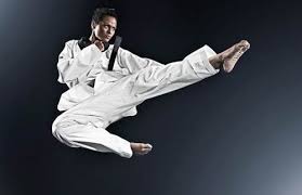 I Miss Taekwondo Want To Get Back Into It Soon Sport Kick Blackbelt Sport Photography By Andy Mahr Karate Picture Karate Photos Taekwondo Girl