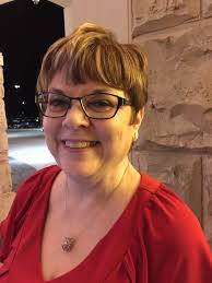 Carrie Staats's Instagram, Twitter & Facebook