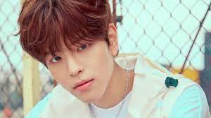 김우진 april 8, 1997 (age 24) he is a former sm entertainment trainee for a year where he used to train with nct members. 346455 Stray Kids ìŠ¤íŠ¸ë ˆì´ í‚¤ì¦ˆ Kpop K Pop Woojin ìš°ì§„ Kim Woo Jin ê¹€ìš°ì§„ Lisa Jennie Jisoo Rose 4k Wallpaper Mocah Hd Wallpapers