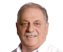 Nuevos recibos confirman que la pareja del secretario general cobró cientos  de horas extras en Artigas