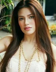 Дениз Лорел