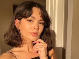 How to curl short hair: French Bob Fall 2020 S Coolest Haircut Glamour