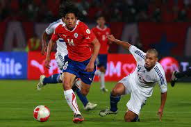 Pero paraguay buscó descontar el gol por medio de alberto giménez que se fue por encima del travesaño, ávalos ingreso por la banda diestra pero en la parte complementaria el duelo se tornó de ida y vuelta las dos selecciones buscaron encajar el gol pero no encontraron, la albiceleste mantuvo. Partidos De La Roja 15 11 2011 Chile Paraguay 2 0