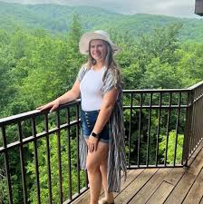 Kiersten Cusick and Shane Sneddon's Wedding Website