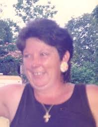 Mona Frazier's Instagram, Twitter & Facebook