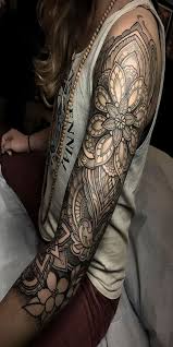 Black And White Daisy Tattoo Sleeve Black And White Flower Tattoo Best 115 Trending Tattoo 2020 Sleeve Tattoos Best Sleeve Tattoos Tattoos