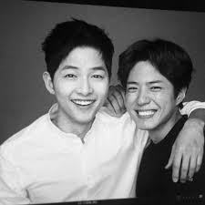 He is set to discharge in april 2022. Park Bo Gum Ve Song Joong Ki Nin Arkadasligi Korezin