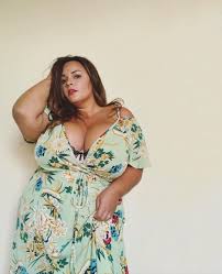 Rola will be making her singing debut with pocket monsters best wishes! Pin On 12 She S A Model Und She S Looking Good