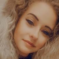 Stephanie Keener's Instagram, Twitter & Facebook