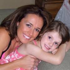 Suzanne Crowell's Instagram, Twitter & Facebook