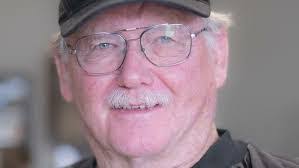 David Broten's Instagram, Twitter & Facebook