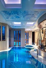 Pin By Faye Fitzhugh On Dream Pools Indoor Pool Design Indoor Swimming Pool Design Big Houses With Pools