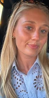 Haley Newton's Instagram, Twitter & Facebook