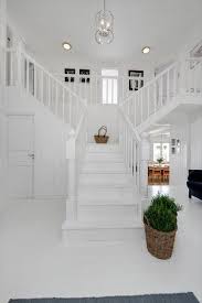 Hallway Escaleras Blancas Casas Nuevas Planos De Casas
