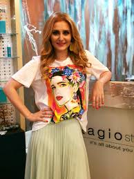 She is the host of tonomatul dp2 on tvr2. Alina Sorescu At Stagio Hairstyle By Georgiana Facebook