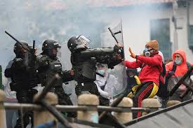Este 29 de abril continúo la jornada de paro nacional convocada por las centrales obreras en rechazo de la reforma tributaria. Dqi65mfpmkg96m