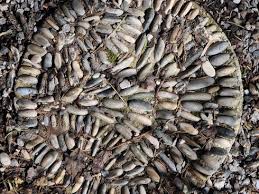 Kein problem, denn diese gärten sind bekannt für ihre elemente aus stein. Mosaik Schrittplatten Fur Den Garten Selber Herstellen Garten Ch