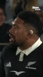 The 200 IQ play that's got the rugby world talking 😳 Eben Etzebeth like a  thief in the night! #ChampionsCup