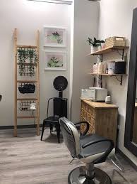 It seems like the hottest trend is all about where you should part your hair! Salon Lofts Florida Salon Suites Decor Salon Lofts Decor Home Beauty Salon