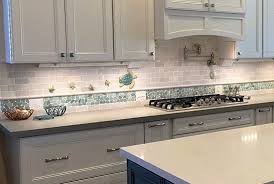 Coastal Kitchen Backsplash Ideas With Mosaic Tiles Beach Murals Coastal Kitchen Kitchen Backsplash Beach House Kitchens