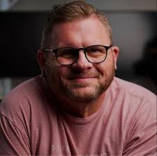 Shooting with the Miami Dolphins as a sports photographer