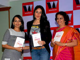 Kareena Launches Rujuta Diwekar S Book Women The Weight Loss Tamasha Photo Of Kareena Kapoor From The Kareena Launches Rujuta Diwekar S Book Women The Weight Loss Tamasha Images Bollywood Hungama The nutritionist who taught us that simply eating (pun intended) is the key to a fab body is back with a comprehensive book on women, food and everything in between. bollywood hungama