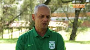 Rueda beden eğitimi derecesine sahiptir. Entrevista Profe Reinaldo Rueda Llora Mi Nacional Tv Telemedellin Youtube