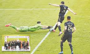 En la última jornada de esta temporada, el delantero polaco robert lewandowski batió el récord de goles establecido en 1972 por el bombardero gerd lewandowski bate récord de gerd müller. Lgx2kwuguzcxlm