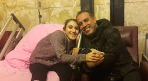 Nur fettahoğlu ile kızı elisa güzin. Haluk Levent Engelli Kucuk Kizi Sevindirdi