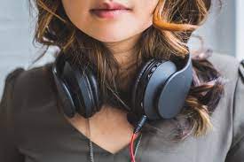 Finding the best headphones isn't easy. 10 Best Headphone Brands Of 2021 To Buy Headphones This New Year