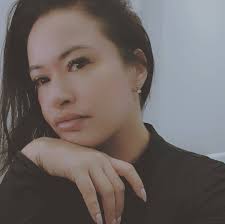 Mylee Batson Ht updated her profile picture.