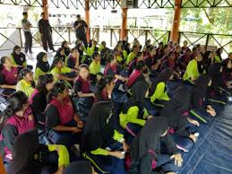 Bicara berirama hari guru smk sultanah engku tun aminah jb. Utm Campus Edutourism On Twitter Kem Kepimpinan Dari Smk Sultan Engku Tun Aminah Tarikh 13 14 Januari 2020 Utmkampusedupelancongan Utmcampusedutrourism Hutanrekreasi Edutourism Seta Https T Co Kz4sboguov