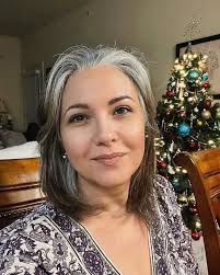 Yeah I'm not 20 anymore I'm 51, I've got wrinkles and saggy bits 😂 do I  still deserve a like