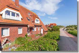 Baltrum ferry port is just 0.6 miles from the strandhof hotel, and the ferry trip to neßmersiel takes only 30 minutes. Haus Am Strand Auf Baltrum